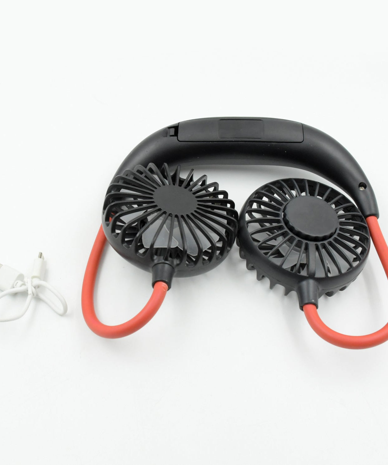 Portable neck fan for travel and sports
