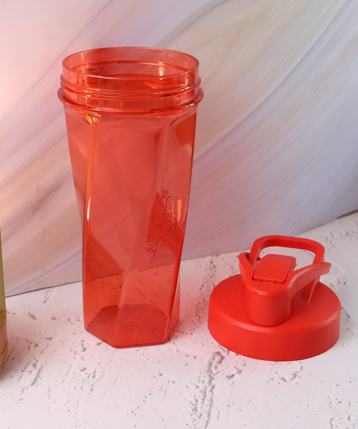 Non-Electric Protein Shaker 