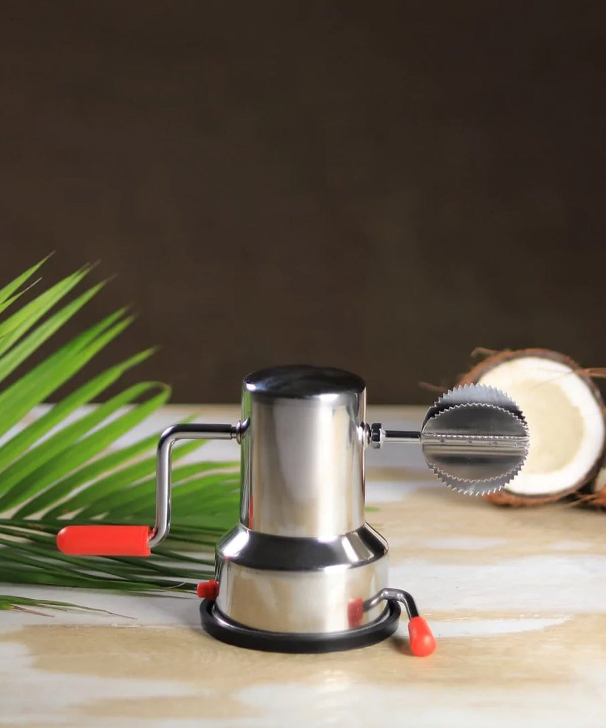 Kitchen coconut scraping tool