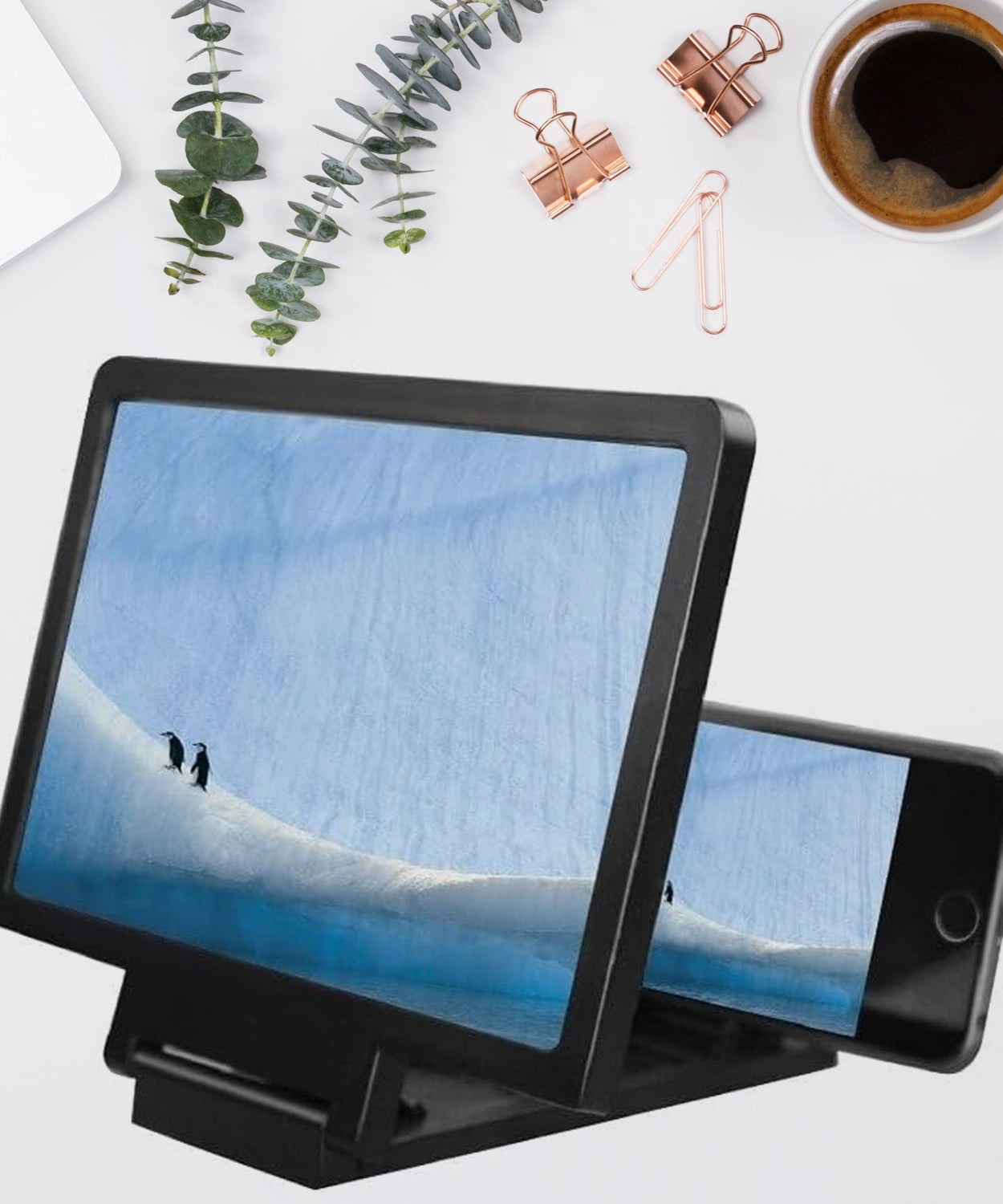 3D phone screen magnifier with holder bracket, enhancing video viewing experience