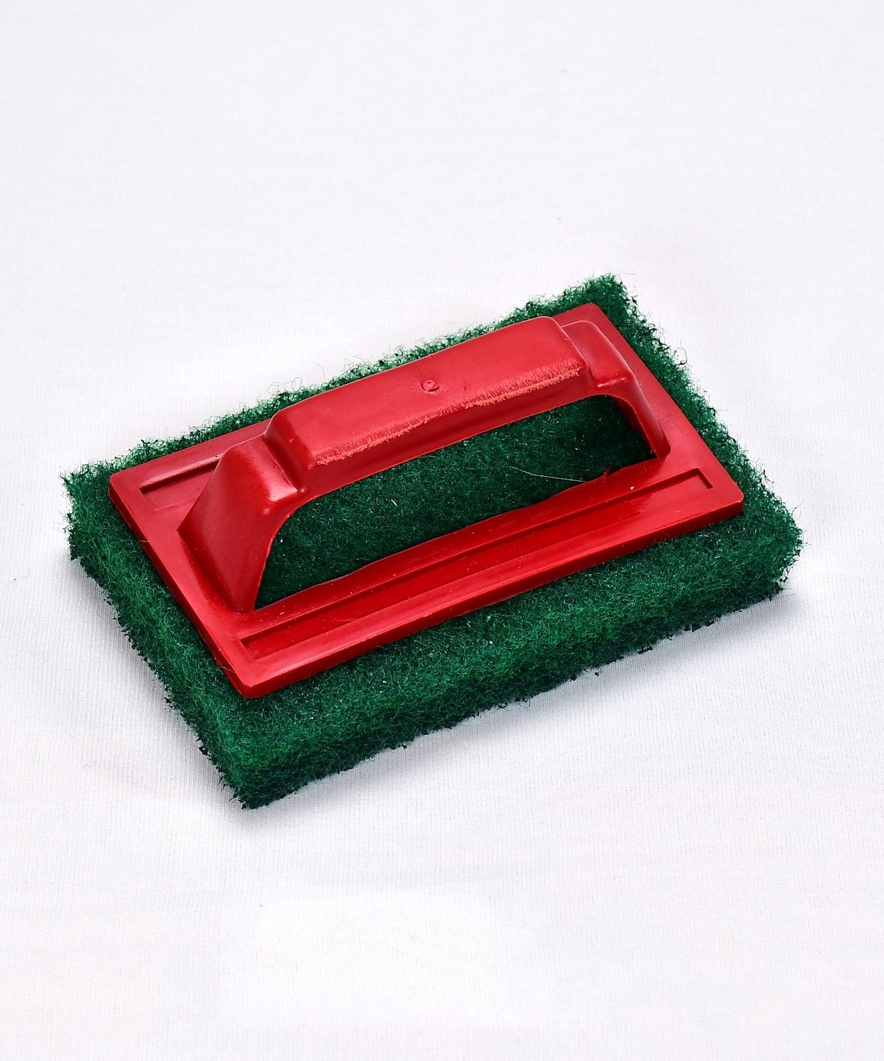 Tile cleaning brush with handle