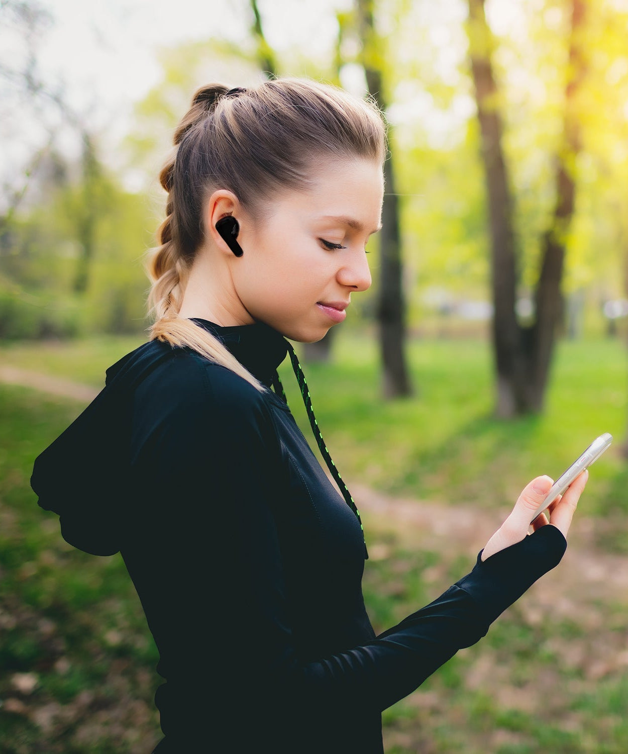 Black Bluetooth earphones