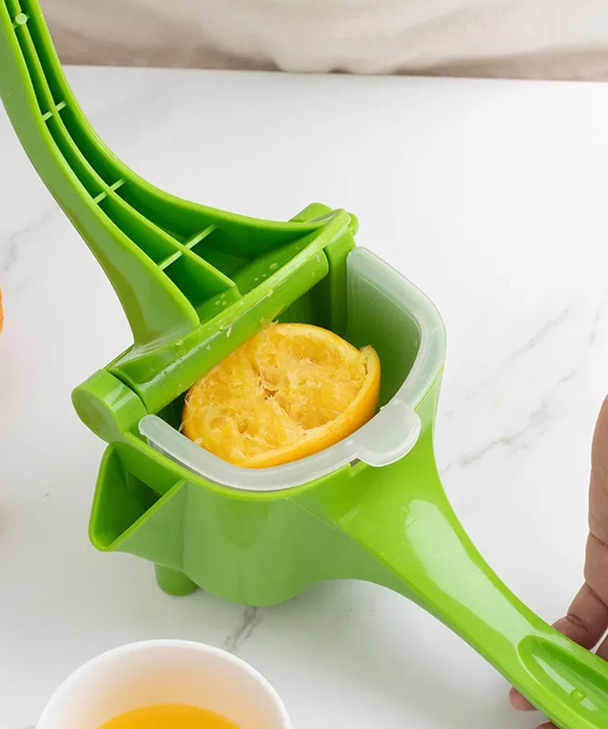 Heavy Duty Juice Press Squeezer with juicers ( 1 pcs )