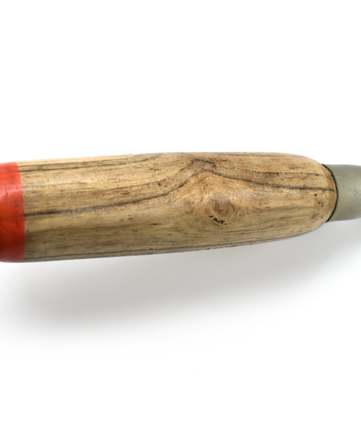 High-quality wooden handle roti tawa, nonstick surface for easy cooking.