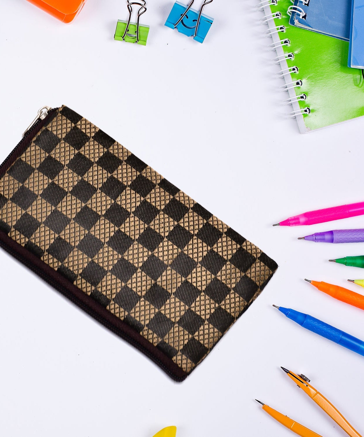 Reusable pouch with zip, mix of designs and sizes