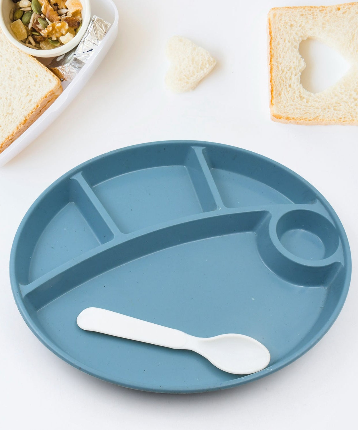 Plastic Food Plates / Biodegradable 5 Compartment Plate With Spoon for Food Snacks / Nuts / Desserts Plates for Kids, Reusable Plates for Outdoor, Camping, BPA-free (1 Pc)