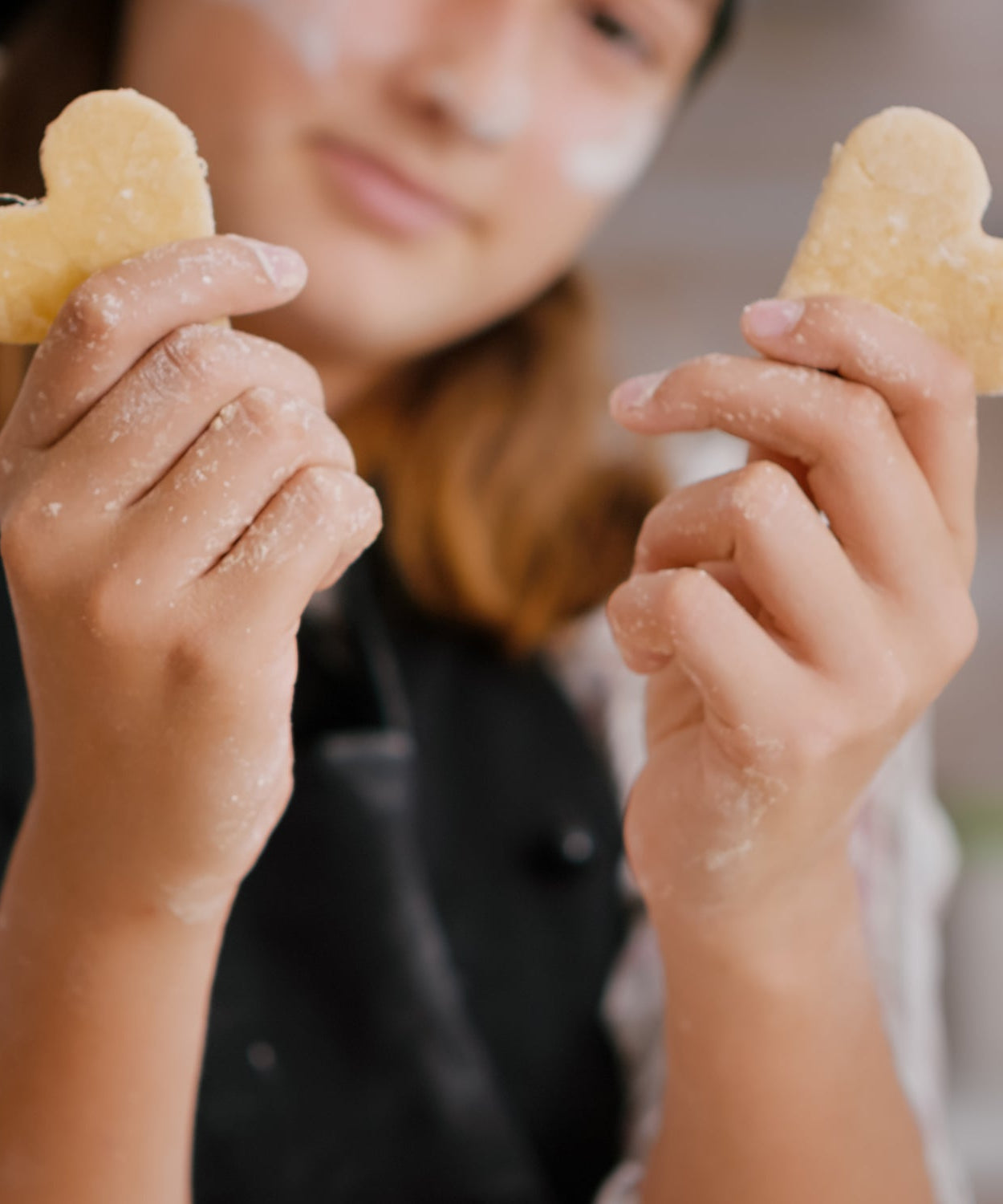 Colorful silicone cup liners for baking