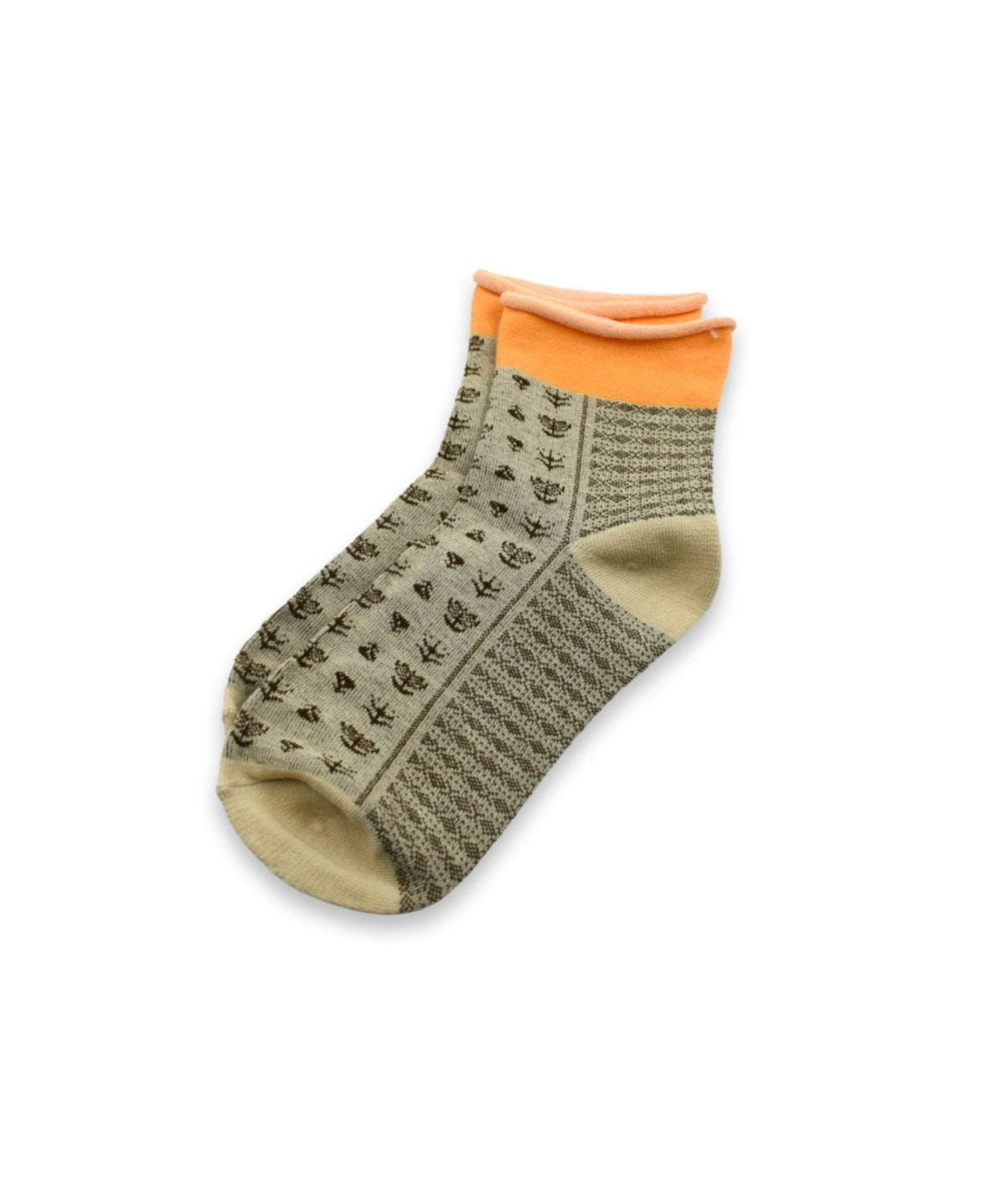 Comfortable socks with a classic design and thickened fabric