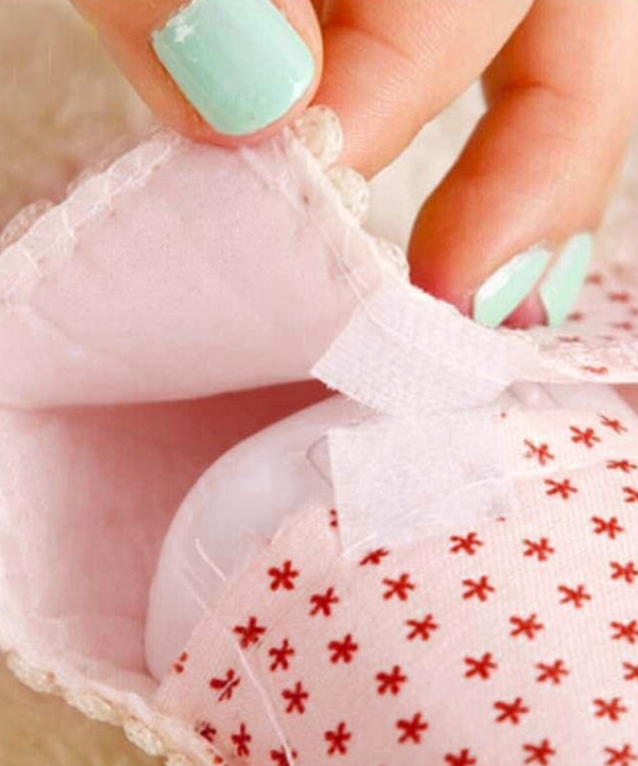 Dust-proof remote control cover with elegant bow knot design