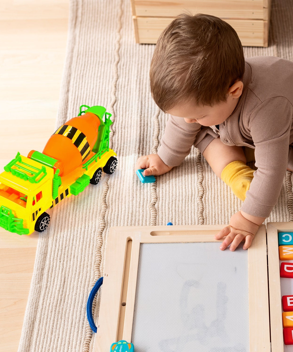 Pushback cement mixer truck toy