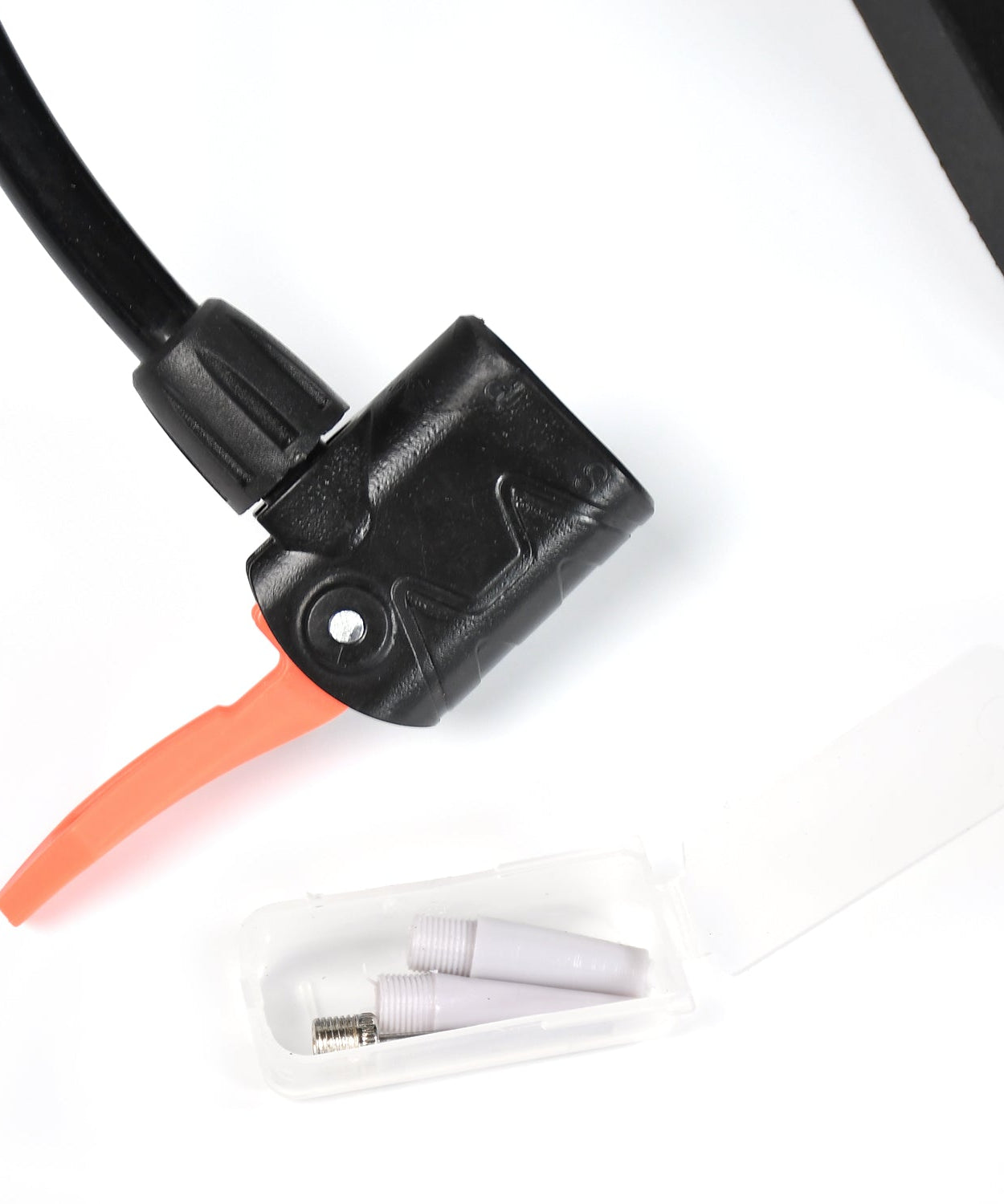 Compact bicycle pump