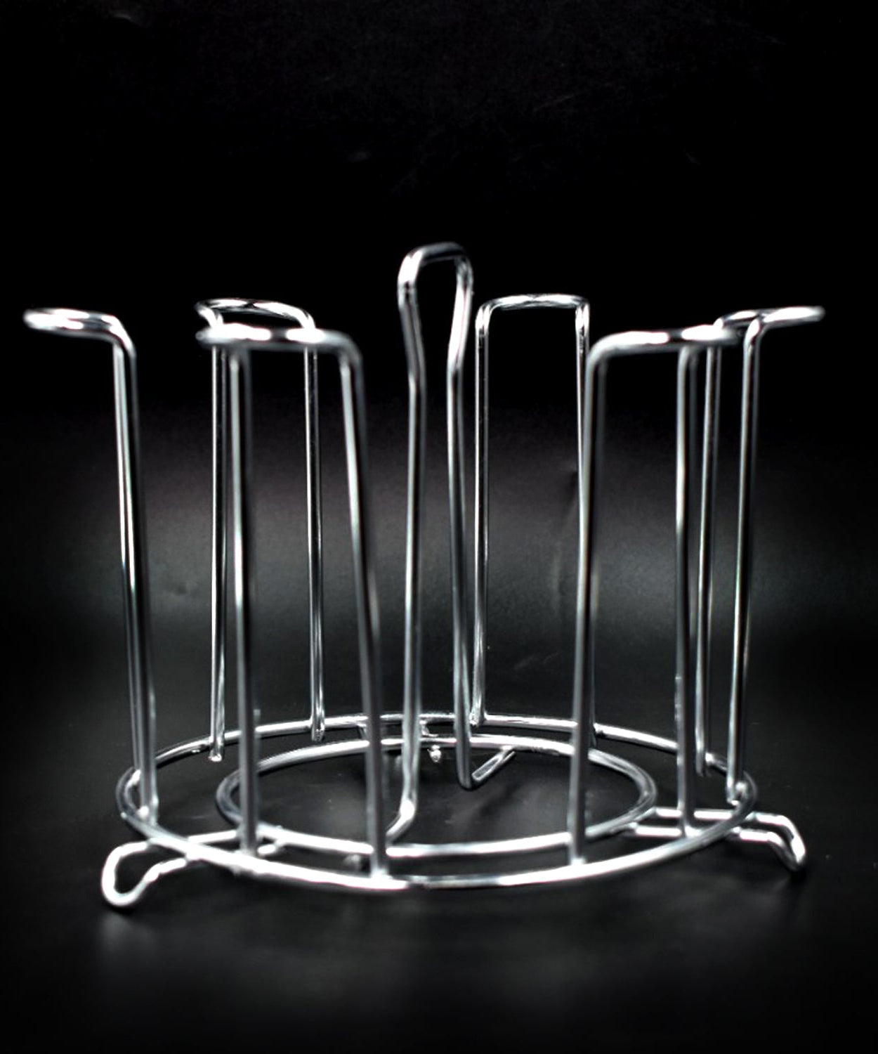 Stainless steel stand designed for holding sensitive glasses