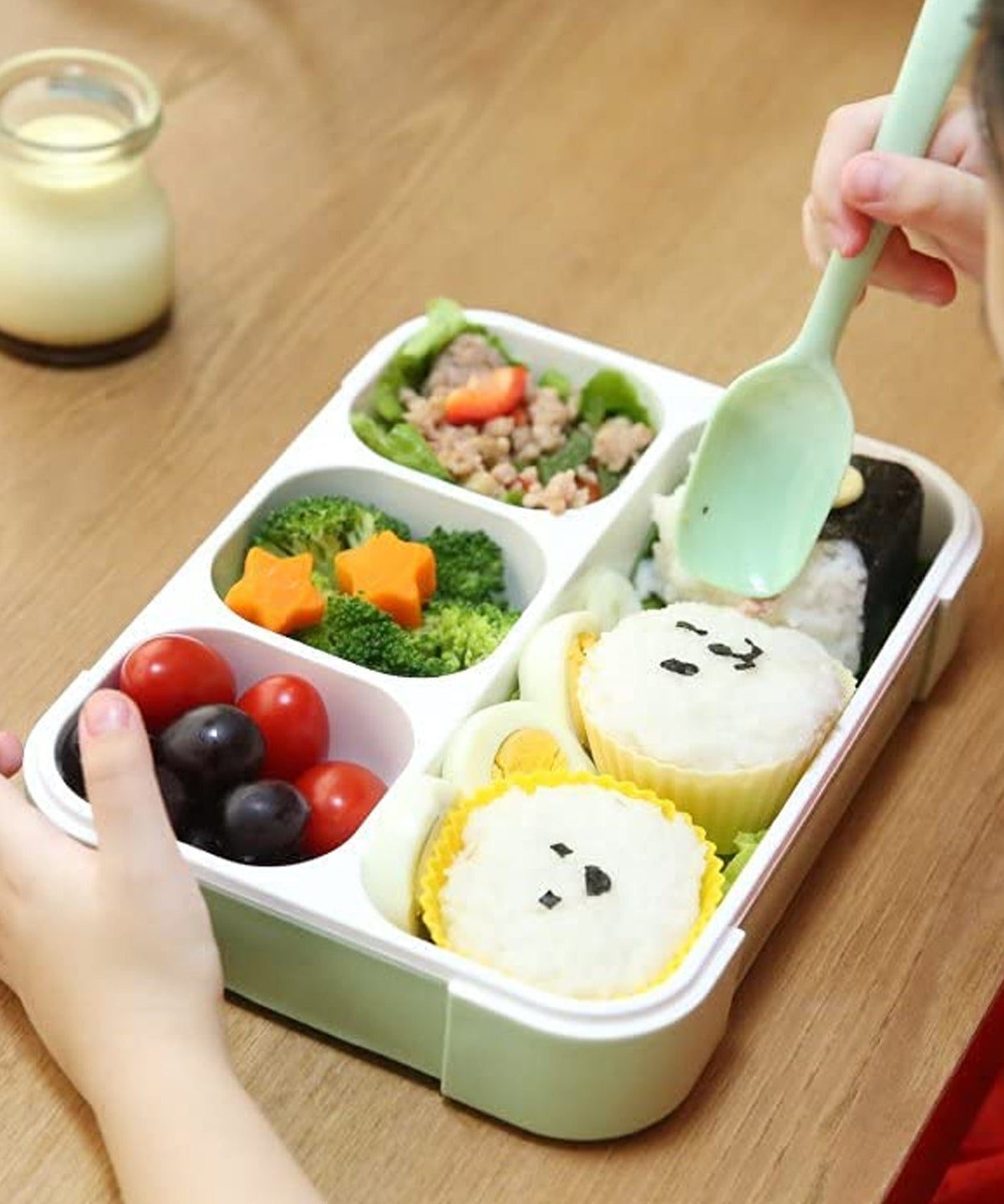 Leak-proof 4-compartment lunch box