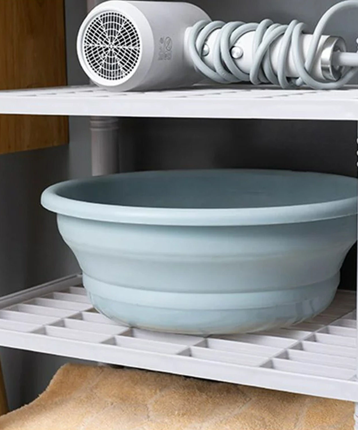 4-layer multifunctional storage shelf, designed for narrow spaces in kitchen or bathroom.