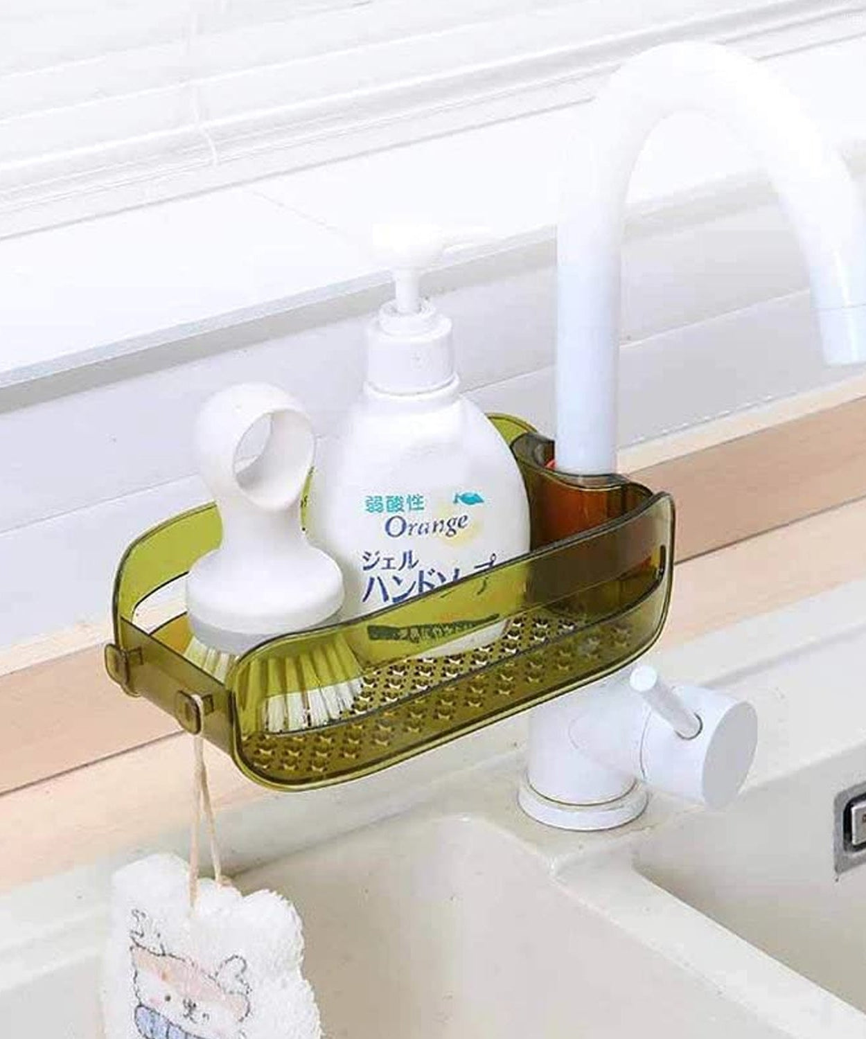 Plastic faucet drain basket, hanging on sink faucet