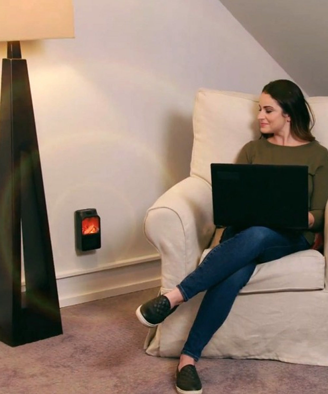 Portable Electric Fireplace lamp LED Flame Heater (900w / 1 Pc)