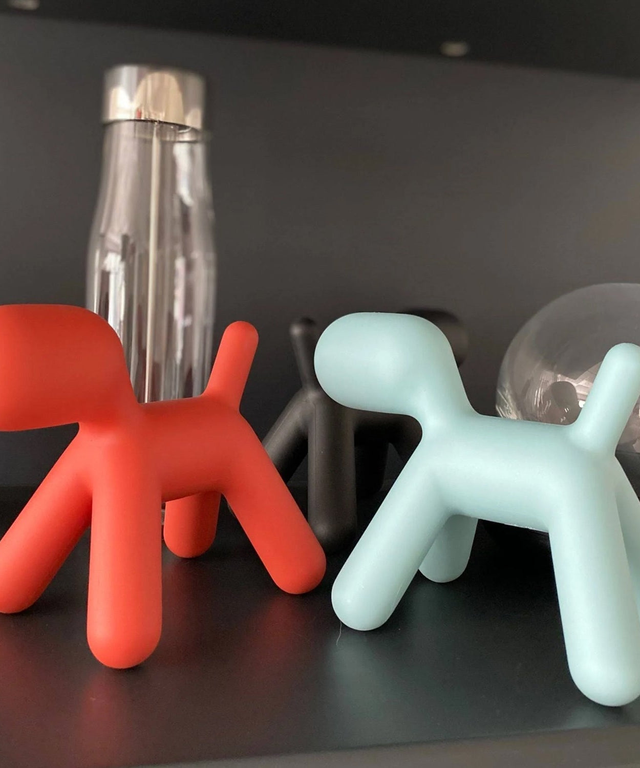 Plastic Cute Animal Puppy Chair,Creative Dog Low Footstool,Cartoon Foot Rest Stool for Bedroom Living Room Entrance Gift (1 Pc)