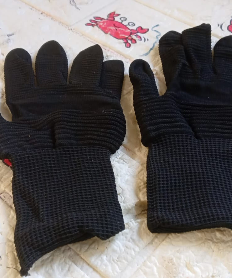 Protective gloves for cooking and grilling