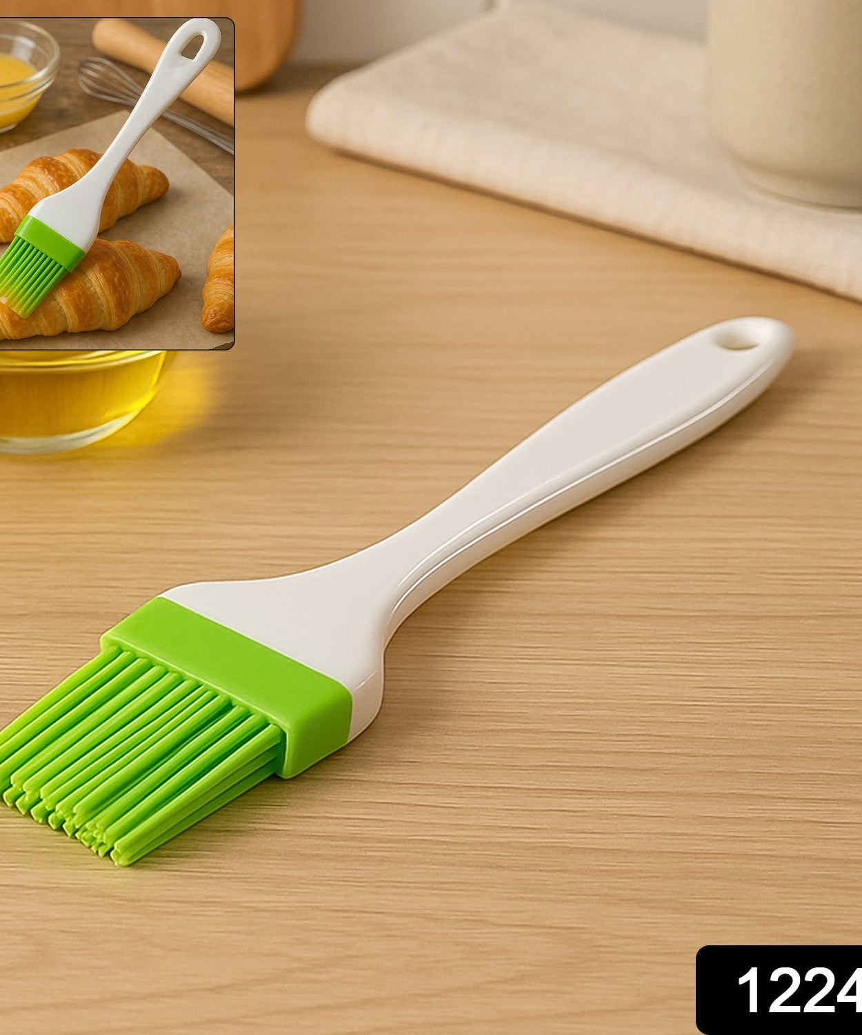 Silicone Kitchen Oil Spatula Brush with Handle Pastry / Cake Brush (17 cm / 1 Pc)
