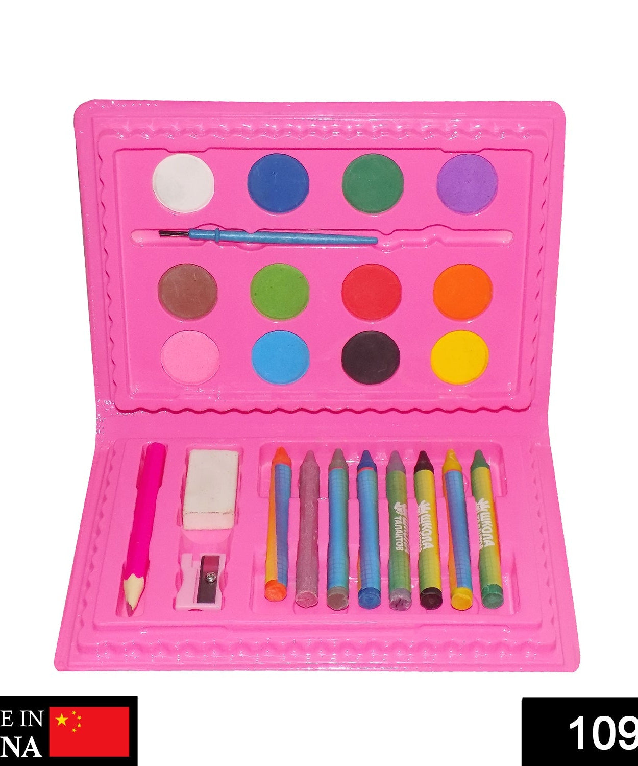 Art color kit with 24 pieces in a compact box.