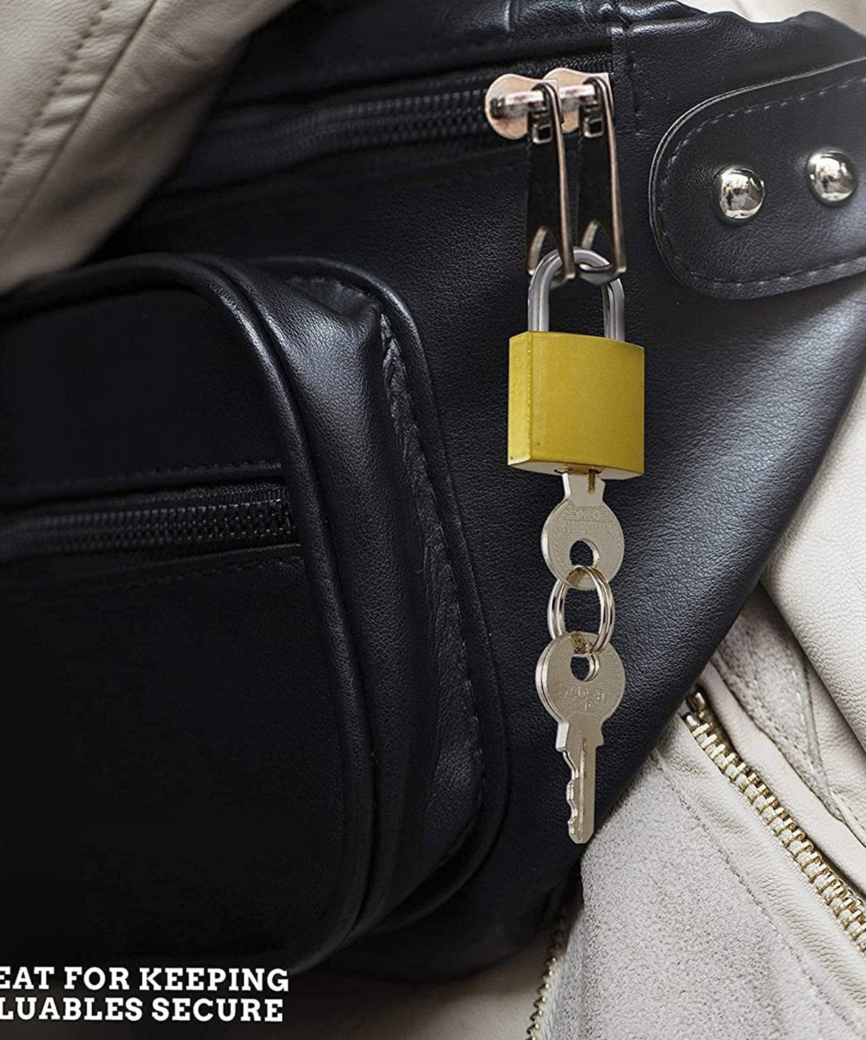 Detailed view of 30 mm lock and key, suitable for important security needs