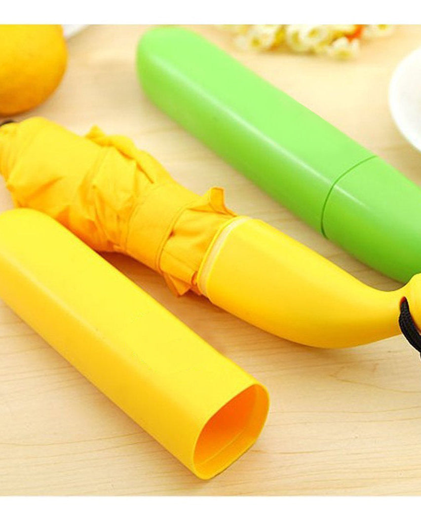 Mini foldable umbrella in banana shape, fashionable and portable.