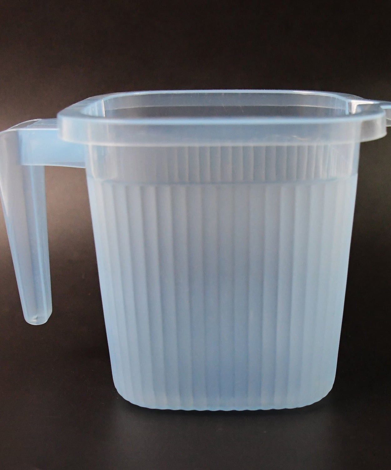 Plastic Square Transparent  Bath Water Mug (1 Pc / 1000 ML / Mix Color)