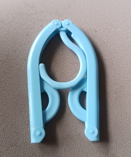 Travel Hangers – Portable Folding Clothes Drying Rack for All