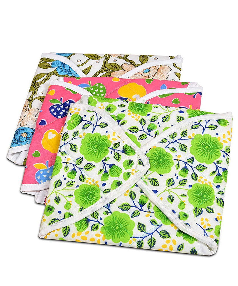 Square roti cover with attractive multi-color design.