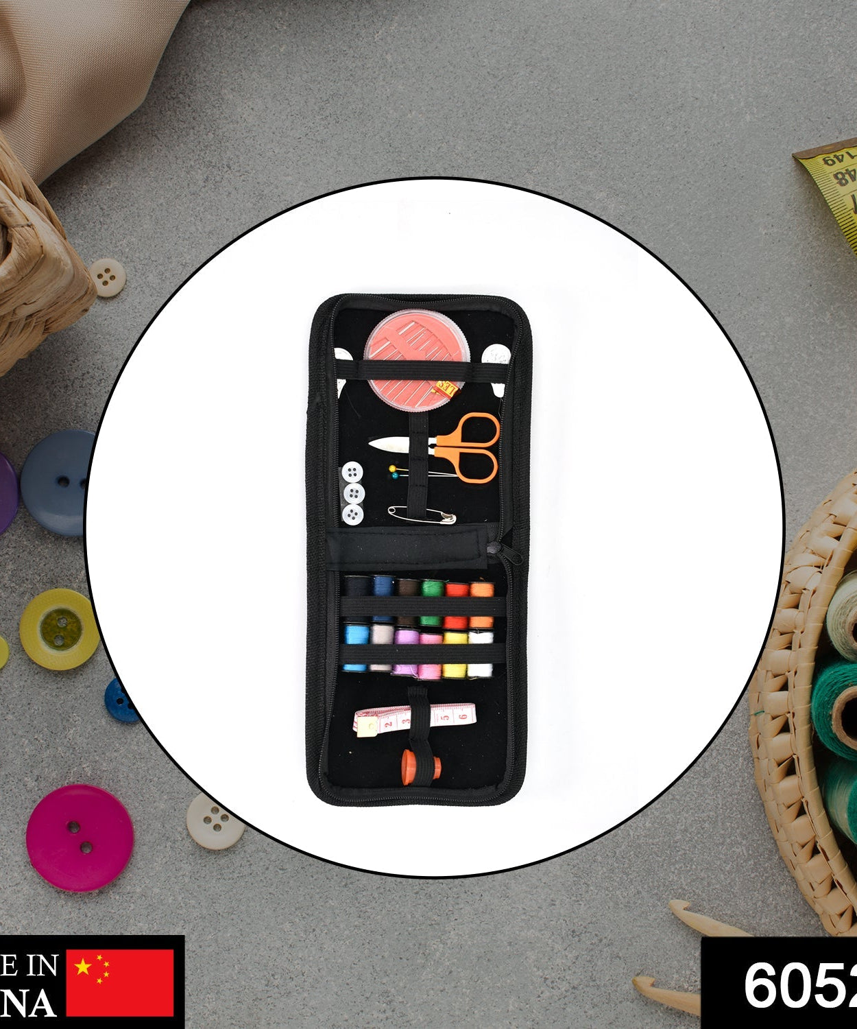 Sewing set with thread spools and needles