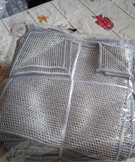 Double-Sided Microfiber Cloth & Stainless Steel Scrubber – Non-Scratch Wire (1 Pc, 20x20 cm)