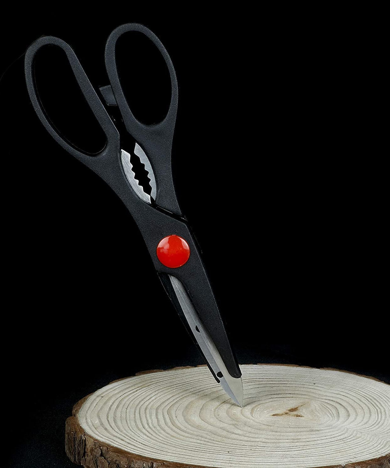 knife set with emphasis on blade design and handles