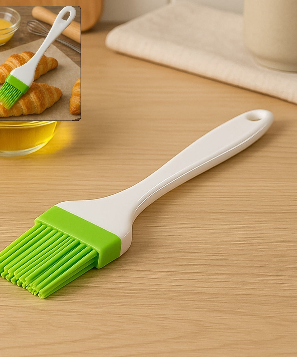 Silicone Kitchen Oil Spatula Brush with Handle Pastry / Cake Brush (17 cm / 1 Pc)