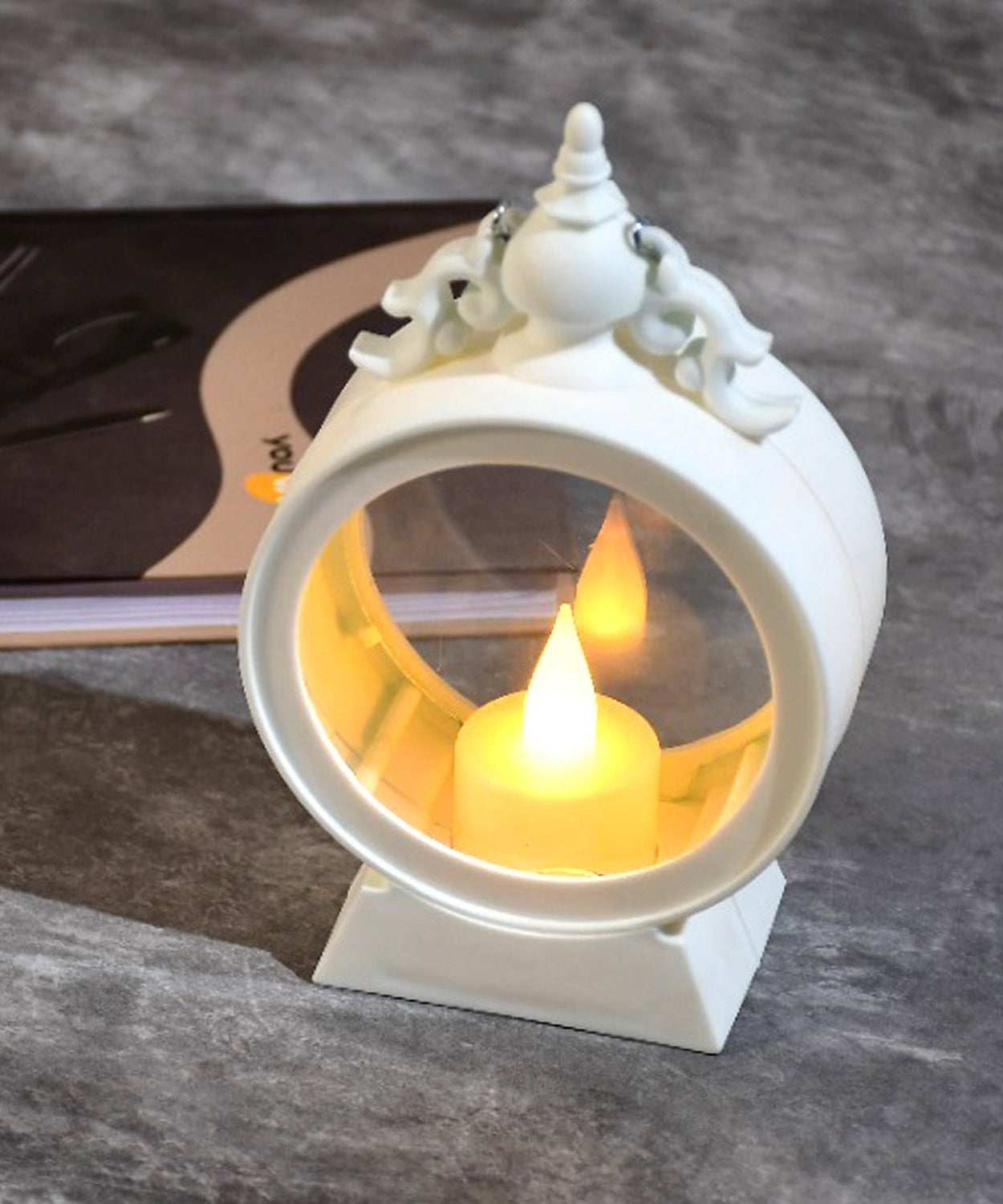 Lantern with decorative light