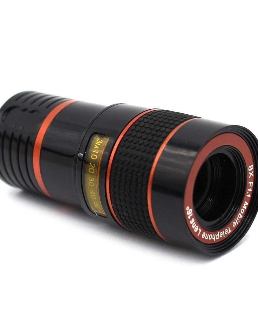 Phone camera lens with 8X zoom and clip attachment.