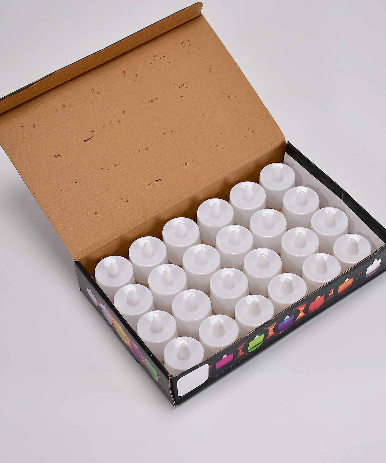 Red flameless LED tea lights