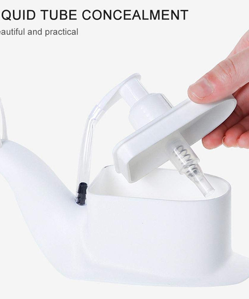 Creative snail-shaped liquid soap dispenser, ideal for portable use.