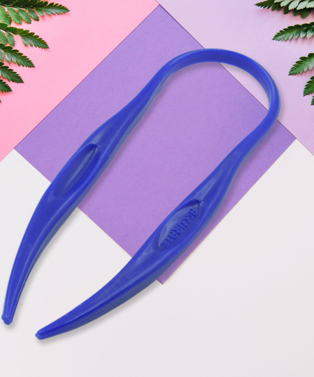 Plastic Tongue Cleaner For Kids & Adults | Tongue Scraper For Bad Breath, Maintain Oral Hygiene for Daily Use | for Fresh Breath & Bacteria Removal | Improved Taste Plastic With Handle Tongue Cleaner (1 Pc )