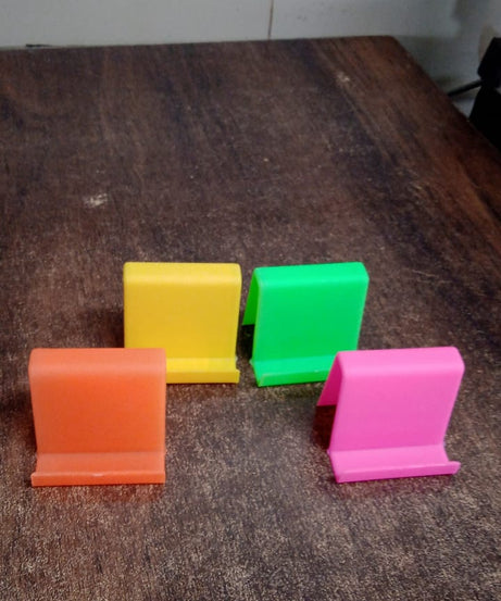 Durable Plastic Mobile Phone Stand with Angled Support (1 Pc / Mix Color)