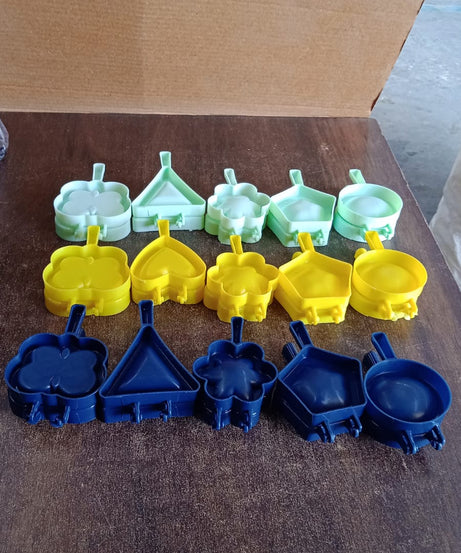 1 Pc Assorted Shape Plastic Snack Mould (Mix Design / 1 Pc)