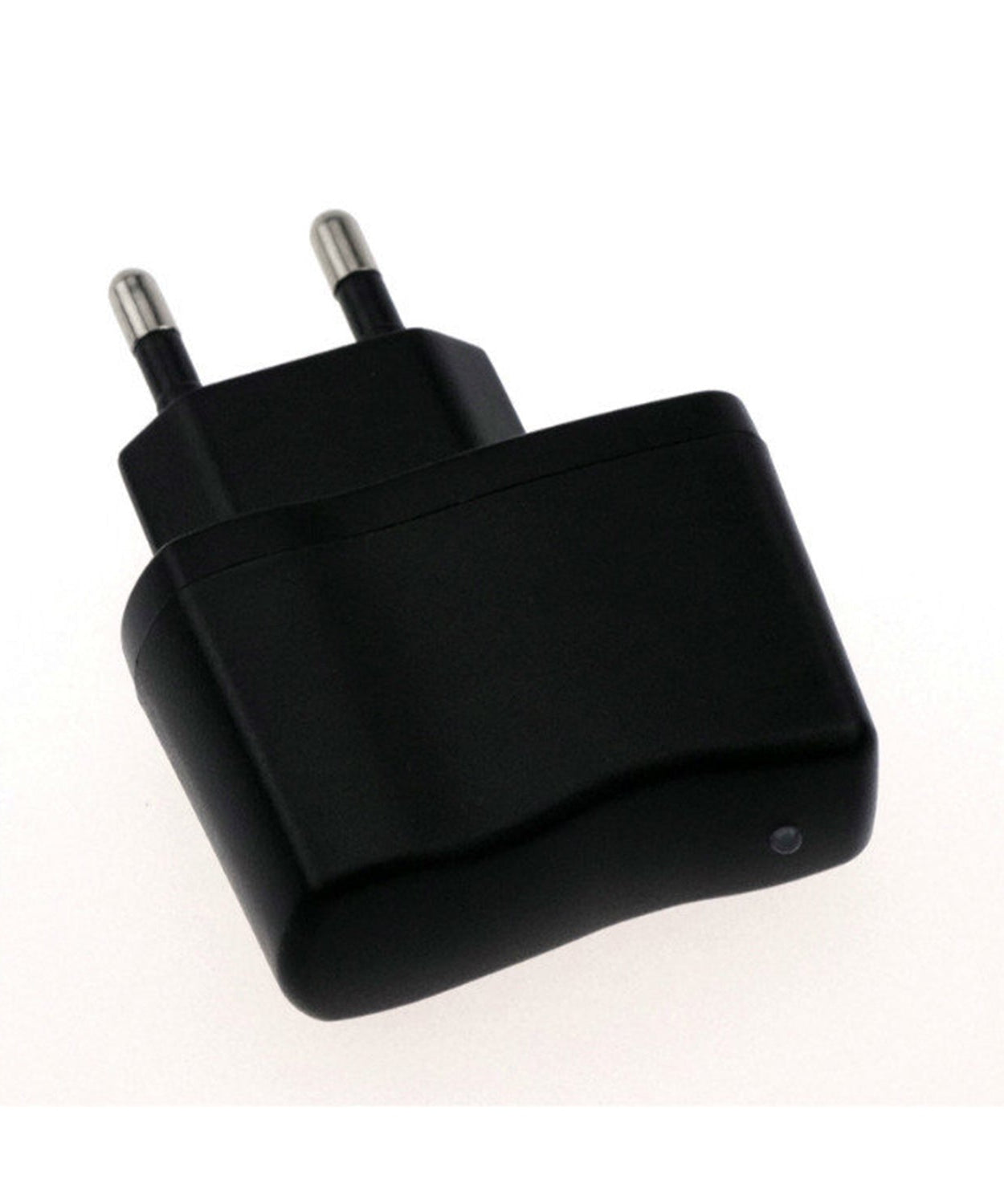 Wall-mounted USB charger suitable for all iPhone, Android, and smart phones