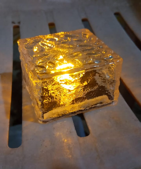 Solar Ice Cube Garden Light for Pathways & Christmas Decor