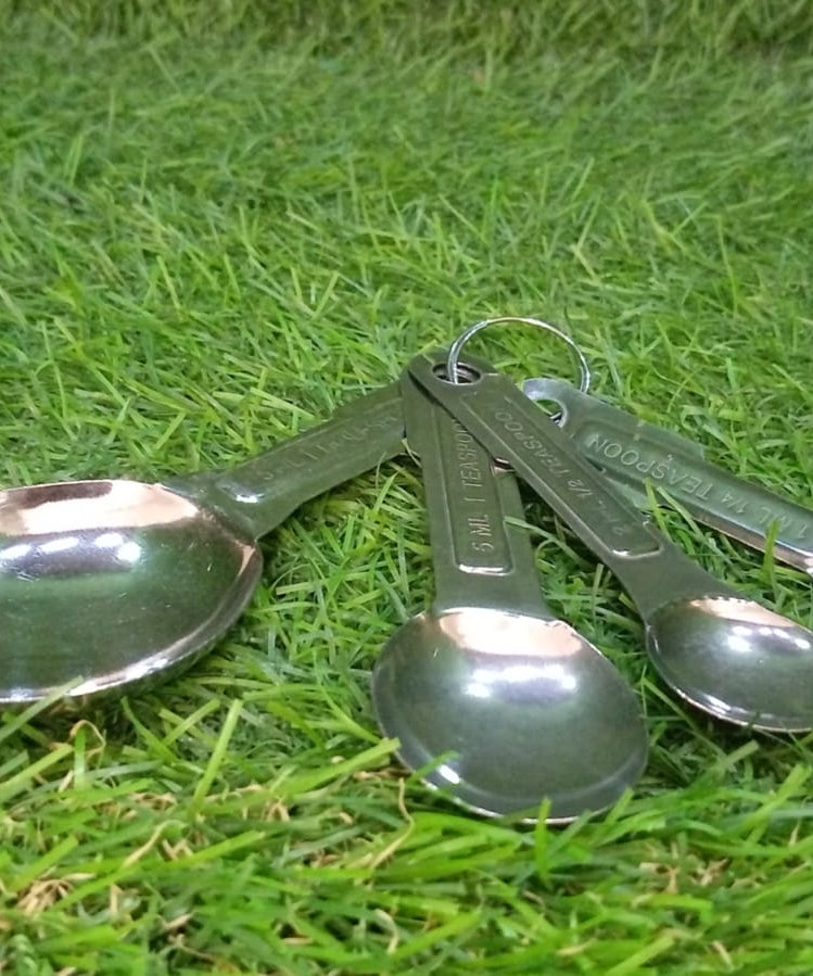 Stainless steel measuring spoons set universal