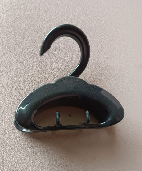 Cloud Shape Dual Hook Plastic Hanger (1 Pc)