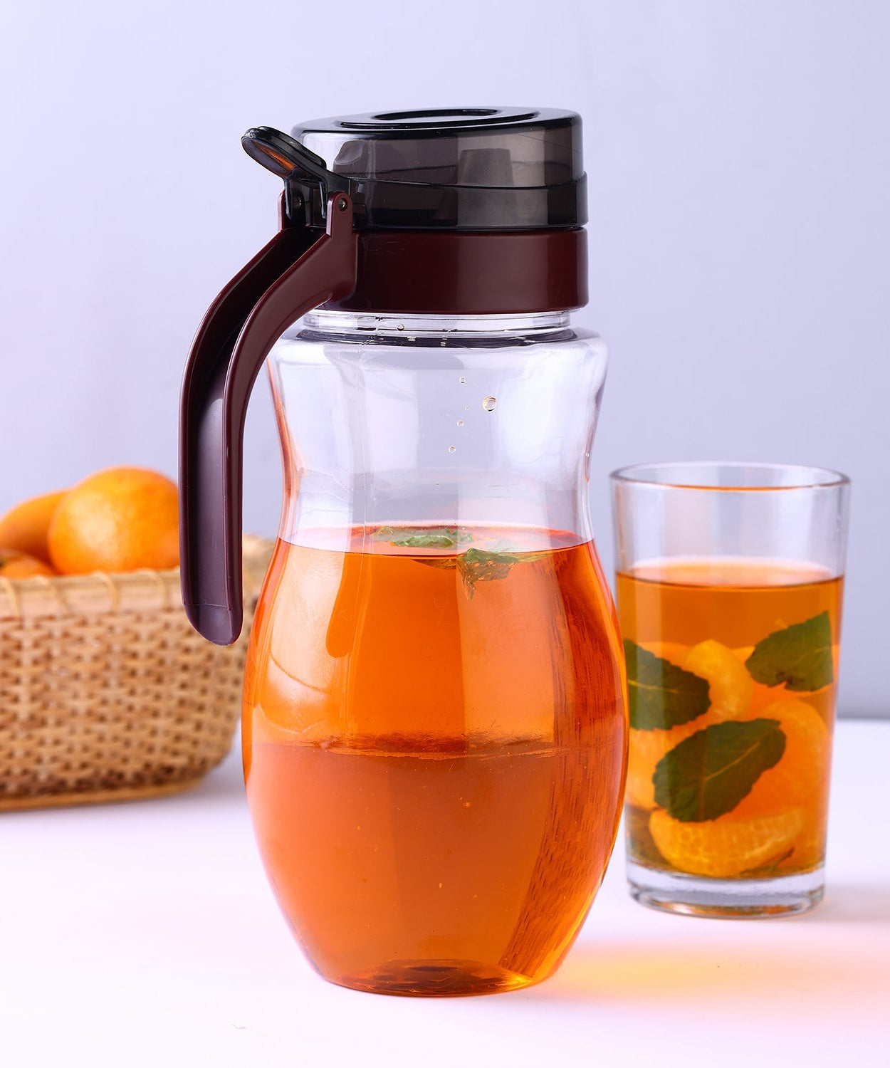 Stainless steel oil dispenser with small nozzle for controlled pouring