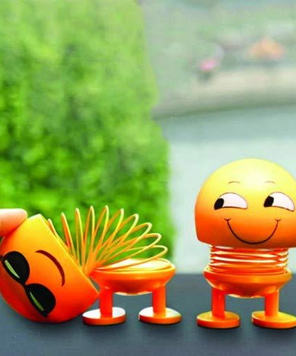 Smiling face spring doll emoticon