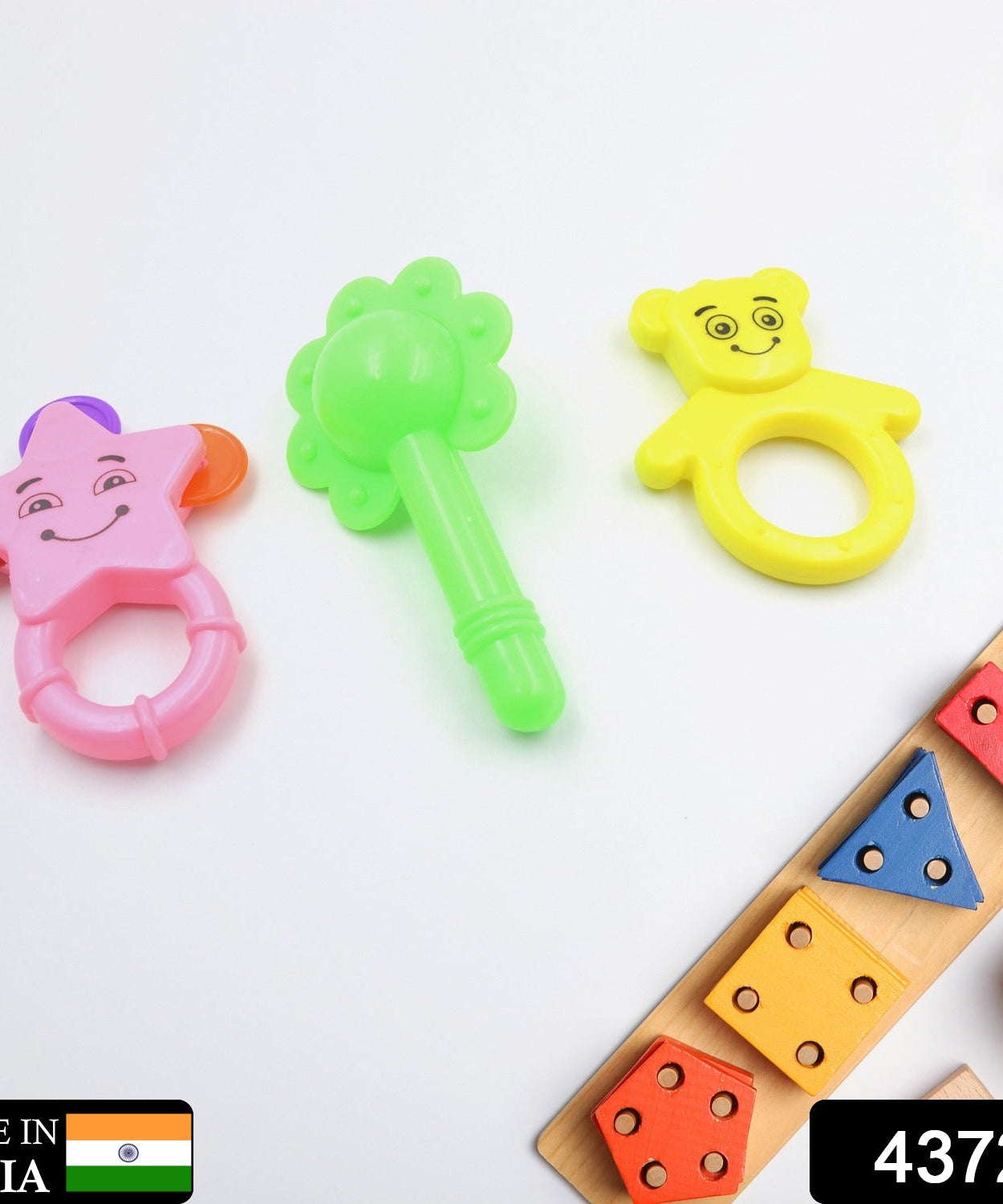 Colorful rattle set for babies, 3 pcs