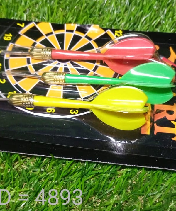 Dartboard set with 3 small darts for kids