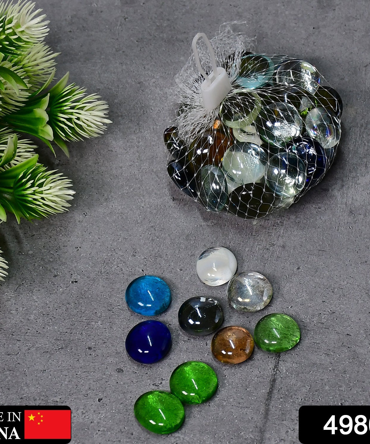 Attractive glass gem stones for aquarium or vase