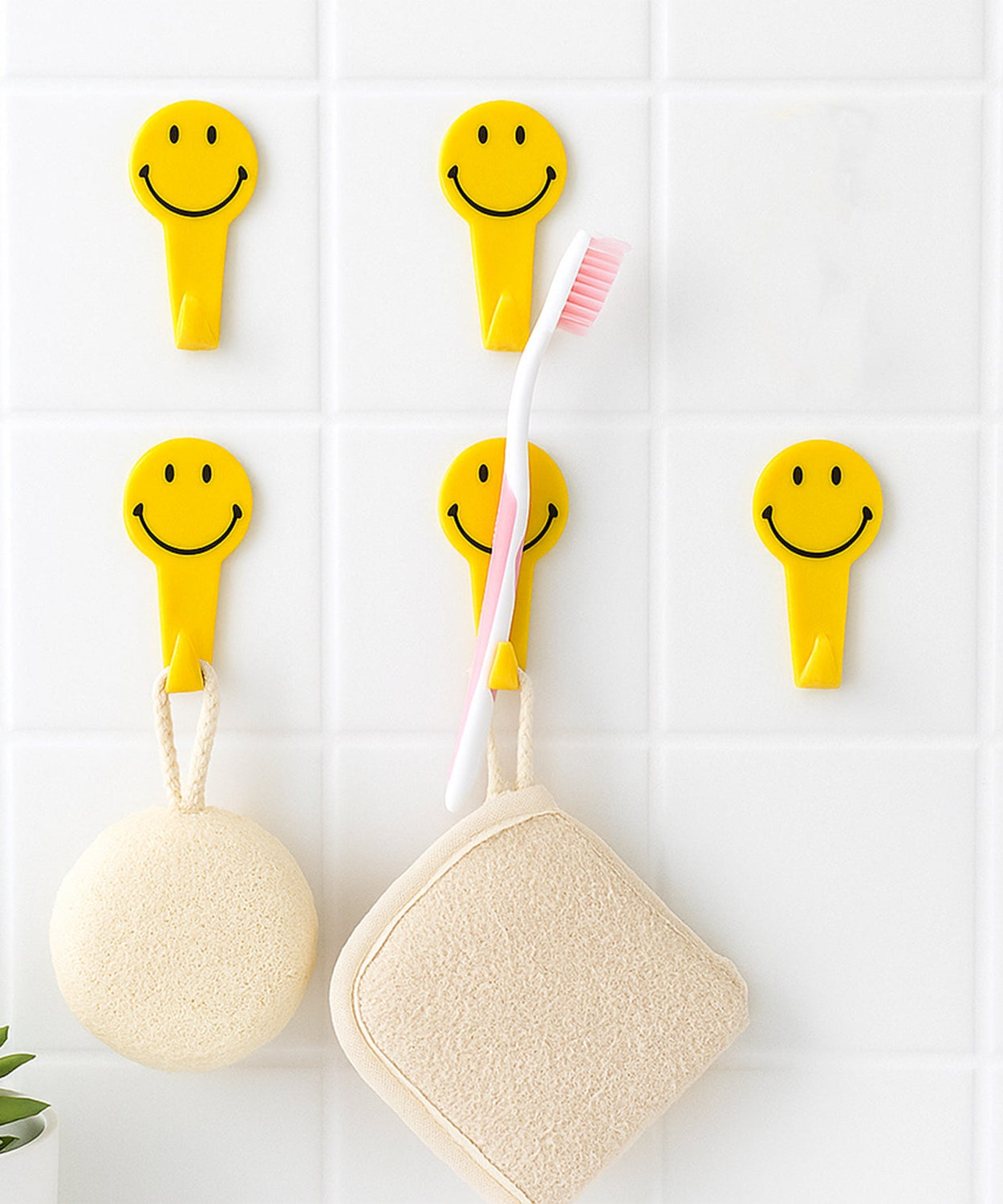 5 PC ADHESIVE HOOK FOR HOLDING STUFFS,KEY AND OTHER ITEMS